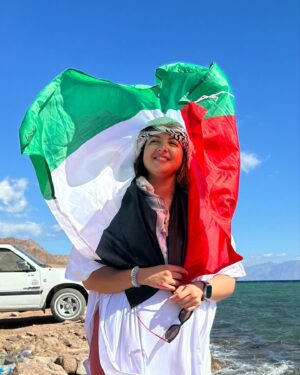 Mona Farouk Instagram - #فلسطين 🇵🇸🇪🇬#مصر #دهب #مني_فاروق  #انا_دمي_فلسطيني  #mona_farouk 

🇪🇬 #مصر #🇪🇬 #فلسطين  #🇵🇸 #غزة  #الله_أكبر #حسبي_الله_ونعم_الوكيل  #مع_فلسطين  #ندعم_فلسطين_فليدعم_العالم_فلسطين_🇵🇸_❤️_🇪🇬 #بدعم_فلسطين_من_كل_قلبي  #الله_ينصركم  يارب انت مطلع علي القلوب يارب ياكريم ياحي ياقيوم  يا مغيث أغثنا يامجيب الدعاء يارحمن يارحيم اللهم اجعل هذا البلد آمنا مطمئناً وسائر بلاد المؤمنين والمسلمين والمسلمات الأحياء منهم والأموات إنك قريب يارب العالمين آمين 🤲🏻 آمين 🤲🏻 يارب 🤲🏻 العالمين 🙏🏻🇵🇸🇪🇬