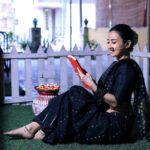 Monami Ghosh Instagram – বেহিসেবি বছরের হিসেবের হালখাতা ।