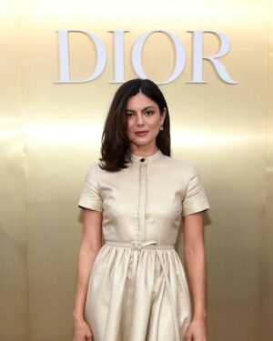 Monica Barbaro Instagram - The most elegant evening in a garden of all places (my favorite!).

Thank you @diorbeauty @brooklynbotanic and Jean Michel Othoniel for the gorgeous setting.

Also @rachelbrosnahan and @karleefomo for making me feel at home away from home and of course @bridgetbragerhair and @samanthalmua for the glam.