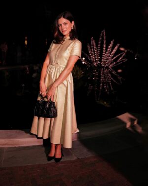 Monica Barbaro Instagram - The most elegant evening in a garden of all places (my favorite!).

Thank you @diorbeauty @brooklynbotanic and Jean Michel Othoniel for the gorgeous setting.

Also @rachelbrosnahan and @karleefomo for making me feel at home away from home and of course @bridgetbragerhair and @samanthalmua for the glam.