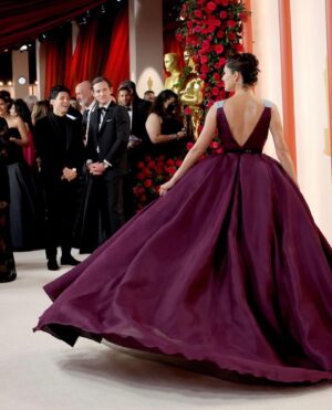 Monica Barbaro Instagram - what a night

thank you @eliesaabworld for lending me your stunning gown - and for lending to me last year when everyone else went, “Monica who??”
and thanks to @theacademy and @topgunmovie for the good seats :)