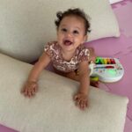Monick Camargo Instagram - @tvglobo , estão a procura de novos talentos por aí? Temos já uma candidata pra vaga de ATRIZ aqui em casa. Corre aqui!!! 😂