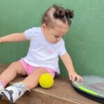 Monick Camargo Instagram - Eu não posso guardar essa fofura e delícia de momento só pra mim. ✨🤍 De volta aos treinos de TÊNIS. 🎾