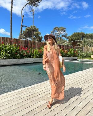 Monick Camargo Instagram - 🌊⛱️✨🥥👙☀️👨‍👩‍👧🍼💃🏼🍹🍓♥️❄️😂🐚