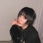 Monika Instagram – 세머리 새옷 새가방 그리고 새침..🤭