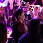 Monika Bagárová Instagram - Zpět do Metro Music Bar ♥️ DĚKUJI všem co dorazili užili si to s námi dali nám úsměvy, krásnou energii po celý večer! Děkuji všem hostům za jejich čas dlouholetou přízeň. ♥️ Všem do nového roku, přeji především zdraví a lásku! Dekuji, že jste se mnou tento rok bude jízda. ♥️🎤💥 @josef_pepicek_bagar @igorbachmanbihary @radek_jablonovsky @igorkmeto @kelso_kesidyman @tomipopovicofficial @natalii_bb @tomas_zukal @palinovo_fikness @metromusicbar @igor_kmeto_st @zsolt_varady @robert_bogdan1986 ♥️