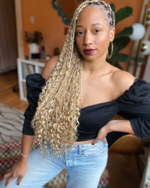 Monique Coleman Instagram - Went back to blond for my next adventure 🇵🇪