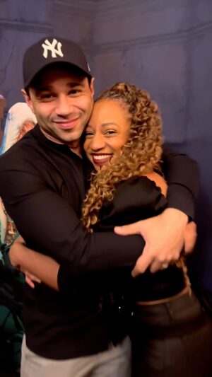 Monique Coleman Instagram - What. A. Week!! 🥹🦋👑🎉🙌🏾✨⛸️❤️🛬