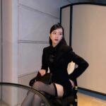 Moon Ga-young Instagram - 🖤 #dgbeauty #dgdevotion #dgaltamoda @dolcegabbana @dolcegabbana_beauty