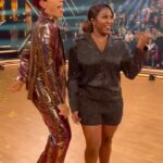 Motsi Mabuse Instagram - #mondaymotivation just Dance and read the article in my link why we should all dance ❤️❤️❤️❤️❤️❤️❤️
