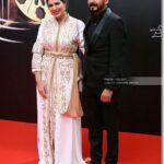 Mounia Lamkimel Instagram - @marrakechfilmfestival @naamanadil 👗: @zor.creations 💪♥️ #redcarpet #festival #cinema #actress #actresshot #couple #light #shining #caftanmoroccan #caftan #mounialamkimel #mounia_lamkimel #سينما #قفطان #قفطان_مغربي #مهرجان #مونية_لمكيمل