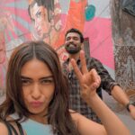 Mrunal Thakur Instagram - Sunday calories don’t count, RIGHT? 🥹🪽❣️ #kalbandbajegi #khoonimonday #rohitketaane #JMD