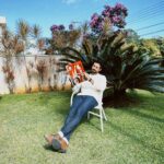 Murilo Cezar Instagram - começamos a semana de um jeito incrível | não é todo dia que saímos na revista da Riviera | mas isso tem um pq | vai lá no @mcz_openmare que eu te conto tudo
