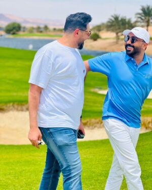 Mustafa Al abd ullaah Instagram - اول تجربة حقيقة الي مع أعز الاصدقاء في لعبة الغولف وكانت من اجمل الرياضات التي مارستها في حياتي @hamed.aljamal  @aylaoasis