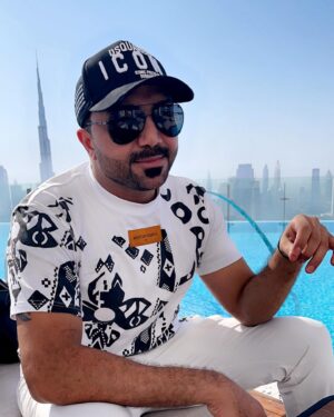 Mustafa Al abd ullaah Instagram - صبحكم الله بالخير 😊 #ابتسم_خليك_ايجابي_مصطفى_العبدالله