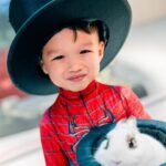 Myolie Wu Instagram - 我可愛的小老三祝你生日快樂，不知道是否因為媽媽陀住你的時候在參加「演員請就位」，你是三兄弟中一看到相機便最camera ready的那個，永遠都馬上露出你最燦爛的笑容和做古靈精怪的表情，我們的家有了你有了更多的歡樂，感謝你是我們的兒子，we love you Liam! 😘㊗️🎂 @hakkaphil Also thank you @mrtreegroup @oballoon_hk and @oballoon_tw for always helping us organise great parties! 🙏🙏 #liamyikwanglee #3yearsold