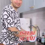 Nad Zainal Instagram - Saya Isteri, Dia Suami Duit saya duit saya, duit suami duit saya 😋 ok bye tudung semua koleksi baru @nadikesumabynadzainal #sayasuamisayaisteritrend #sayaisteritrend #trending #husbandandwife #marriedlife