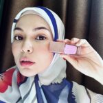 Nad Zainal Instagram - PINK FOUNDATION YANG SANGAT BEST TIME MUSIM PANAS !! LIGHTWEIGHT DAN ANTI CAPUK !! LOVEEEEEE 💖 @skinellehq