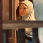 Nad Zainal Instagram - benarkah kebaikan selalu ditindas dengan kejahatan kesabaran selalu akan dibalas dengan penindasan? jangan pernah lelah jadi baik… walau dengan siapa, dan apa sekalipun #LukisanHatiUmar @syazwanzulkifly director @paliyahyalatest video ihsan @zukrybikry
