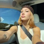 Nadia Turner Instagram - wear ur seatbelt kids