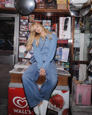 Nadine Leopold Instagram - Oh hi 📰
