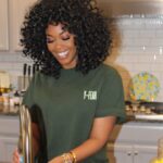 Nafessa Williams Instagram - Happy Friday Yawl! 👋🏾 I wanted to share this piece of advice with y’all because somebody shared it with me. The year was 2011 and my show One Life to Live got canceled and I didn’t have any money saved. One of my mentors @wendyactingcoach told me to live below my means moving forward. This was a piece of advice I never forgot because I lived by it ever since. Now don’t get me wrong. I work hard to live good and I do, however, I made sure to educate myself on the business of acting. Actors learn the business, not just the craft). Your Fears And Egos Aren’t Real! #yfear #advice #mentor #fearless #fyp #foryoupage Shirt @y__fear