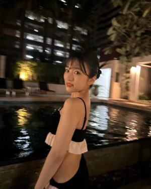 Nako Yabuki Thumbnail - 215.4K Likes - Most Liked Instagram Photos