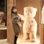 Nako Yabuki Instagram - MaxMara Teddy TEN Park 行ってきました🧸♡ スケートリンクがあったり、UFOキャッチャーができたり、もこふわの可愛い空間がとっても素敵でした💭 #PR @maxmara #MaxMaraTeddyTen #MaxMara