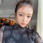 Nako Yabuki Instagram - 💖 現在発売中の【mini11月号】にひぃちゃんと登場してます☀︎ ”最旬♡Kブランド図鑑“でたくさん可愛いお洋服着て、いろんなメイクで撮影しました☺︎ 是非チェックしてみてください👀✨ @mini_tkj
