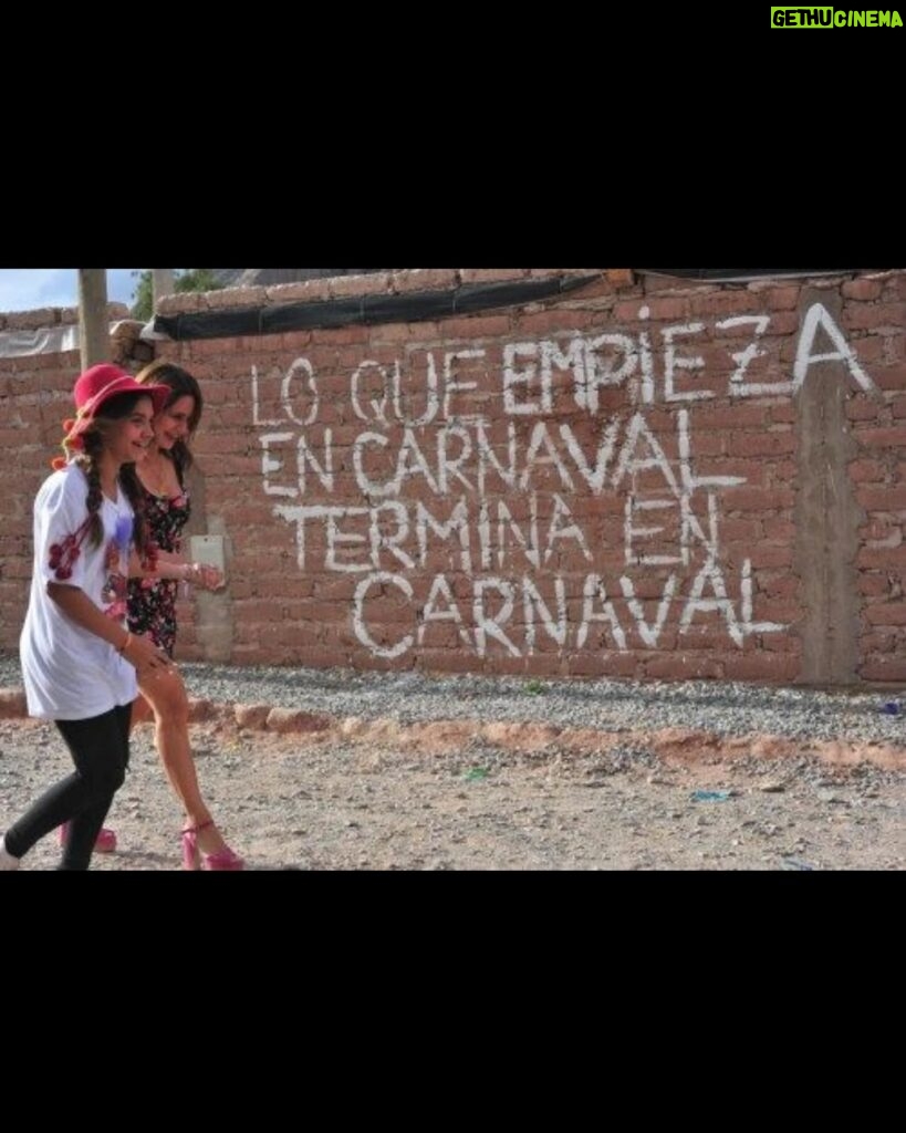 Nancy Dupláa Instagram - Lo q empieza en Carnaval termina en carnaval…. #felizcarnaval ❤️✨