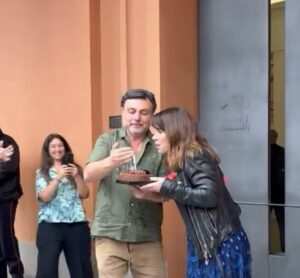 Nancy Dupláa Instagram - Cumplir años filmando la película más linda del mundo❤️

Que cosa linda !

Gracias a todos queridos!!!!

@carnevalemarcos 
@pablodiscianni_ 
@f.brocc 
@mayrahomarok 
@celestedunan 
@jonhorneok 
@milozeuslis 
@mer_gallego 
@agusbacigalupi 
@den.yanez 
@mariamilisanchez 
@__lucasjacob
@ilevest 
@anita_willimburgh 

#goyo❤️