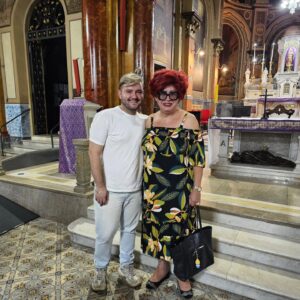 Nany People Instagram - Dia 11/03 - Recebemos na Igreja de Santa Cecília, Nany People, muito católica e devota. Que o Senhor Jesus, cheio de bondade e misericórdia abençoe muito sua vida, sua carreira. Que Santa Cecília sempre a ajude em suas necessidades!