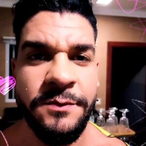 Nany People Instagram - Entãooooo...
Como boa "mecenas" que sou...
Ganhei uma obra de arte!!
🤣🤣🤷‍♀️🤦‍♀️🤷‍♀️🤣🤣🤣🤣🤣

Obrigada Kiridu @wverissimo pela linda e criativa homenagem!!!

Ao lindo modelo @luizotavioporfiirio pela tela inesquecível kkkkkk!

Adorei a Surpresa antes do show!
Foi um show inesquecível!
Obgdaaa @therootsfranca 

E @bruninhomano pela parceria de sempre!

São as Pessoas dos lugares que os tornam inesquesciveis!

#VidadeBailarina
