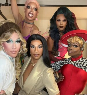 Naomi Smalls Instagram - Last shows for a while with the girlz in Las Vegas starting this week. Tickets at VossEvents.com @vossevents