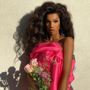 Naomi Smalls Instagram - @farfetch