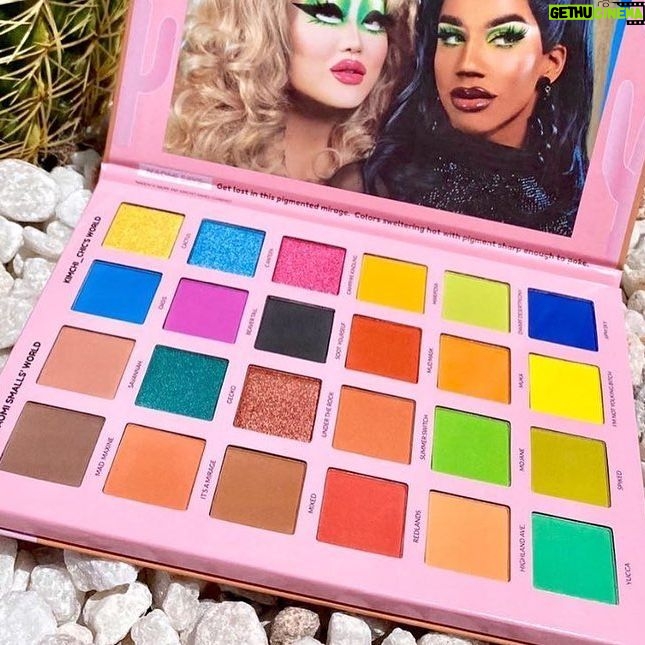 Naomi Smalls Instagram - @kimchi_chic X @naomismalls for @kimchichicbeauty 2 Queens 1 Desert available NOW! Link in bio 🌹💚