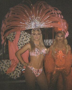 Naomi Smalls Instagram - Missing Vegas. RuPaul’s Drag Race: Vegas Revue 🌹 watch the season premiere THIS Friday 8/21 at 8/7c on @vh1 @rupaulsdragrace