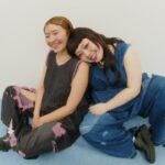 Naomi Watanabe Instagram - 10(TEN)の新作解禁にょ お待たせいたしました！ 友達よっぴー @littlesunnybiteyoppy と始めたお洋服ブランド10から第三弾の発表です。 大好きな人とお揃いで着れるよう豊富なサイズ展開を軸に、クオリティの良いものをヴィンテージになるまで長く大切に着てほしい。 一緒に年月を重ねて、いつまでも仲の良い親友のような存在になったらいいな。をコンセプトに始めたブランドです！ 不定期販売で2人のテンションで いきなり服出します！笑 今回は以前大好評だった、 1枚1枚日本の職人さんがダメージをいれている手作りデニムの新色や、Tシャツバッグなど春夏の新商品が数点出るにょ！ 前のデニム今でも私めっちゃ履いてて、そのデニム今でも買えますか？とよくコメント来てたので今回新デザインで3年ぶりに発売することになりました🥹にょ🫶 全て受注生産ですので、 売り切れとかはありませんので急がなくても大丈夫ですが、受注期間を過ぎると購入出来なくなるのでお日にちを確認しながらゆっくり考えて下さい☺️ 受注期間は3月18日0:00〜3月24日23:59まで！！！ プロフィールにHPを載せていますので 商品の詳細はそちらから✨ デニムに関しては、一枚一枚手作業なので他の商品と発送する時期が異なります！そちらもご確認下さい。