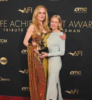 Naomi Watts Instagram - Congratulations @nicolekidman Such a glorious night celebrating you. Your consistent innovation and artistry is something we all get to marvel at but the extra delight in watching you blow the doors off AND calling you my friend is beyond a privilege.  Slide #1 Pure reverence  Slide #2 Pure mischief  @americanfilminstitute