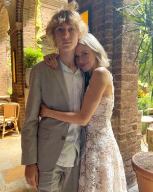 Naomi Watts Instagram - Happy 16th to my darling boy. I cannot believe how fast this happened?! Beyond proud of the young man  you've become with the most wonderful spirit, fantastic sense of humor and kind, compassionate soul.  So lucky i get to be your mum. Thank you for still letting me hold your hand sometimes. Even though i know you probably just forget to pull it away. You blow me away!! 🤦‍♀️Happy birthday to ❤️🎂🎉 @sashapeteschreiber