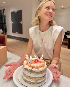 Naomi Watts Instagram - Thank you for all the birthday wishes yesterday. I feel very loved up. 'Twas a beautiful day indeed. I'm ready for another year around the sun 🌞 ❤️