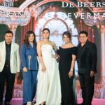 Nargis Fakhri Instagram - Shine bright like a diamond with @NargisFakhri strutting the runway for @debeersforevermark and @khuranajewelleryhouse ! 💎✨ From dazzling diamonds to exquisite gems, every piece of jewelry from the @khuranajewelleryhouse tells a story of luxury & sophistication. An event that show cased timeless beauty and unparalleled craftsmanship! . . . . Manager @mahakbrahmawar #DiamondDazzle #RunwayRoyalty #NargisFakhri #Forevermark #KhurannaJewelry #diamondsareforever #shine #sparkle