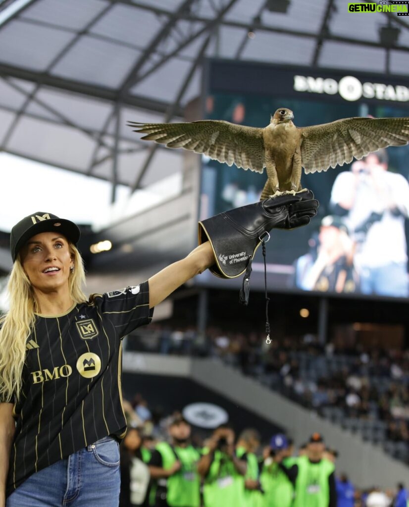 Nastia Liukin Instagram - well that wasn’t on my bingo card for the weekend 🦅⚽️ thank you for having me @lafc 💫 @la28games