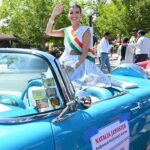 Natalia Janoszek Instagram - Celebrating Indian Independance Day in US🇮🇳🙏🏻 #india #day #usa #california #parade #celebration