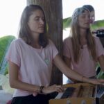 Natalia Reyes Instagram - DESCONECTAR PARA CONECTAR 🫶🏼🌱 Vine a la DIVINA isla de Providencia a vivir (por fin!) un #BeCláConexiónOcéanos de @beclaworld, a aprender, a sembrar, a hacer un ejercicio de desapego y presencia (dejar a Isla por primera vez en casa 🥺) GRACIAS GRACIAS GRACIAS @claudiabahamon y tod@s los que hacen esto posible 📸 @linabotero_ • DISCONNECT TO RECONNECT🫶🏼🌱 I came to the DIVINE Providence island to (finally) live a #BeClaConexionOceanos, to learn, to plant, to do an exercise indetachment and presence (and leave Isla at home for the first time 🥺) THANK YOU THANK YOU THANK YOU to everyone who makes this possible #NataliaFromColombia #Siembra #environmentaleducation #ProvidenceIsland