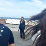 Natalia Reyes Instagram - Que vivan los fotógrafos que nos hacen reír en vez de decirnos ‘ahora ríete’ 🫶🏼 @andresgarlujan Eskerrik Asko Donosti ❤️ @sansebastianfes • Long live the photographers who make us laugh instead of saying 'now.. laugh' Thank you San Sebastian. @_freddyalonso @moschino @jimmychoo @goldandrosesjoyas #NataliaFromColombia #SanSebastian #Donostia #SSFF