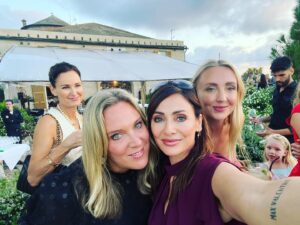 Natalie Imbruglia Instagram - Magical few days in Portofino celebrating my dear friend  @jacksavoretti Birthday!!! What a fab bunch of people ❤️ and Portofino is my new favourite place. Missing you all… and the sun and the sea… and the pasta!! 🍝 💙☀️🌊🐬⚓️