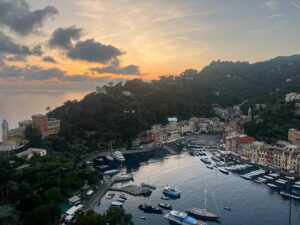 Natalie Imbruglia Instagram - Magical few days in Portofino celebrating my dear friend  @jacksavoretti Birthday!!! What a fab bunch of people ❤️ and Portofino is my new favourite place. Missing you all… and the sun and the sea… and the pasta!! 🍝 💙☀️🌊🐬⚓️
