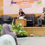 Natalie Sarah Instagram – Assalamualaikum.. Smua 🩷 dan Sehat Selalu yah , Alhamdulillah , TalkShow dan Tausiyah Tema ” Nikmat Beribadah di saat Hijrah ” Telah selesai bersama Pak Ustad dan @alazka_journey_official  Tentunya 

Perjalanan Hidup Setiap insan Manusia, memang Luar biasa , Semoga Kita Semua selalu Mendapat Rahmat, Perlindungan dan Ampunan dari ALLAH Subhanahu Wa ta’ala 

Bismillah,Mudah2 han Temen2,diberi Kemudahan, diLancarkan Segala Urusannya , dan Berikan Rezeki untuk bisa ikut ibadah Umroh Ke Tanah Suci , Aamiin ya Rabb 🤲🏻

untuk info Lebih Lengkap boleh ke @alazka_journey_official atau @cahayaiman_umroh  ya ❤️