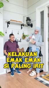 Natalie Sarah Instagram - Berawal dari irit,menjadi Rajin 😅 Kerajinan Malahan 🤣 konon katanya Sampe sekarang Masih Ngelap2 wkwkwkwkwkk 😆😂 - #comedy #content #couple #slapstick